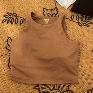 Active wear crop top